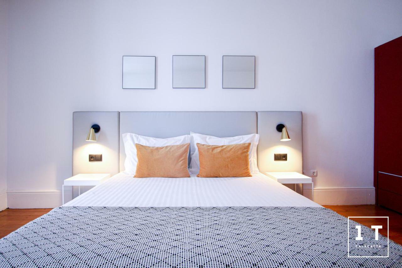 Calacatta Housing Porto Bagian luar foto